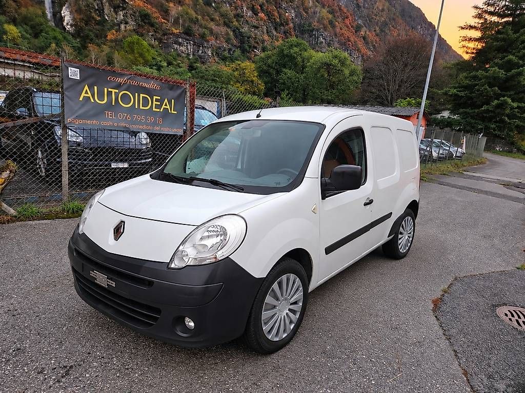 Veicoli commerciali: RENAULT KANGOO MAXI DIESEL  – Usato da Biasca venduto da autolowcost