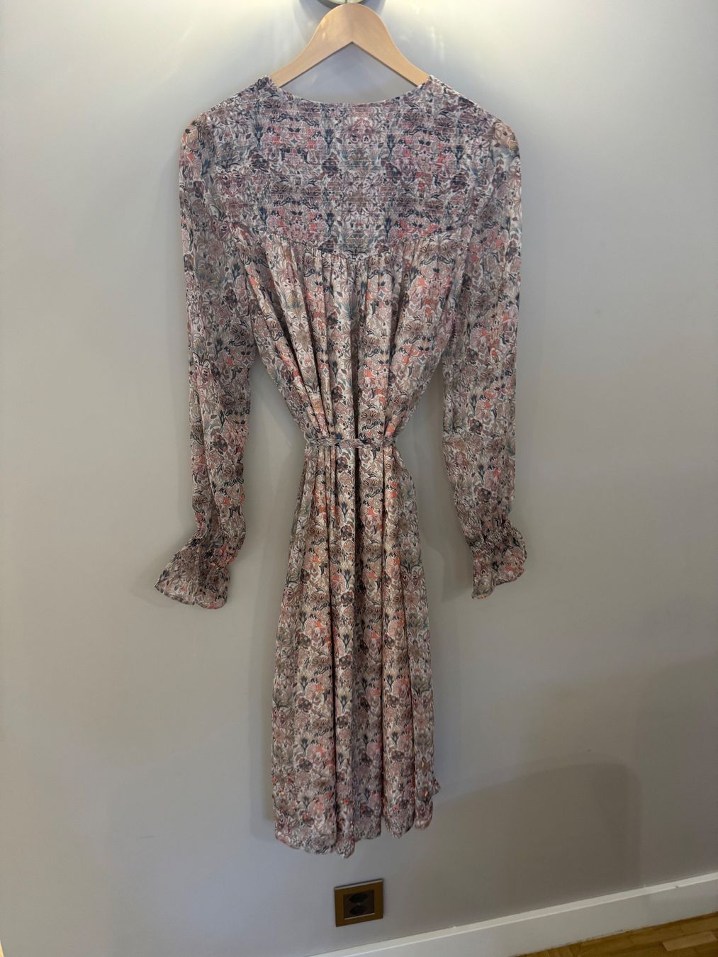 Sandro Kleider: Robe Zadig et Voltaire T36 – Gebraucht aus Conches von chn_hgl6 5