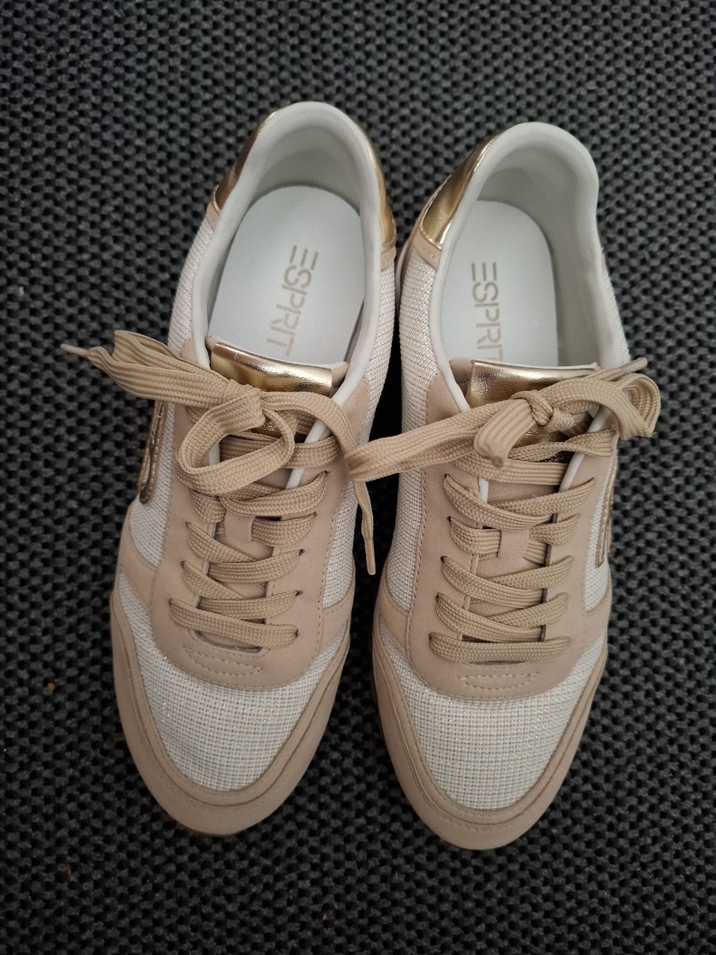 Esprit Scarpe da donna: Esprit Schuhe Gr. 39 - NEU!! – Nuovo e nell'imballaggio originale da Lütisburg venduto da amerika123