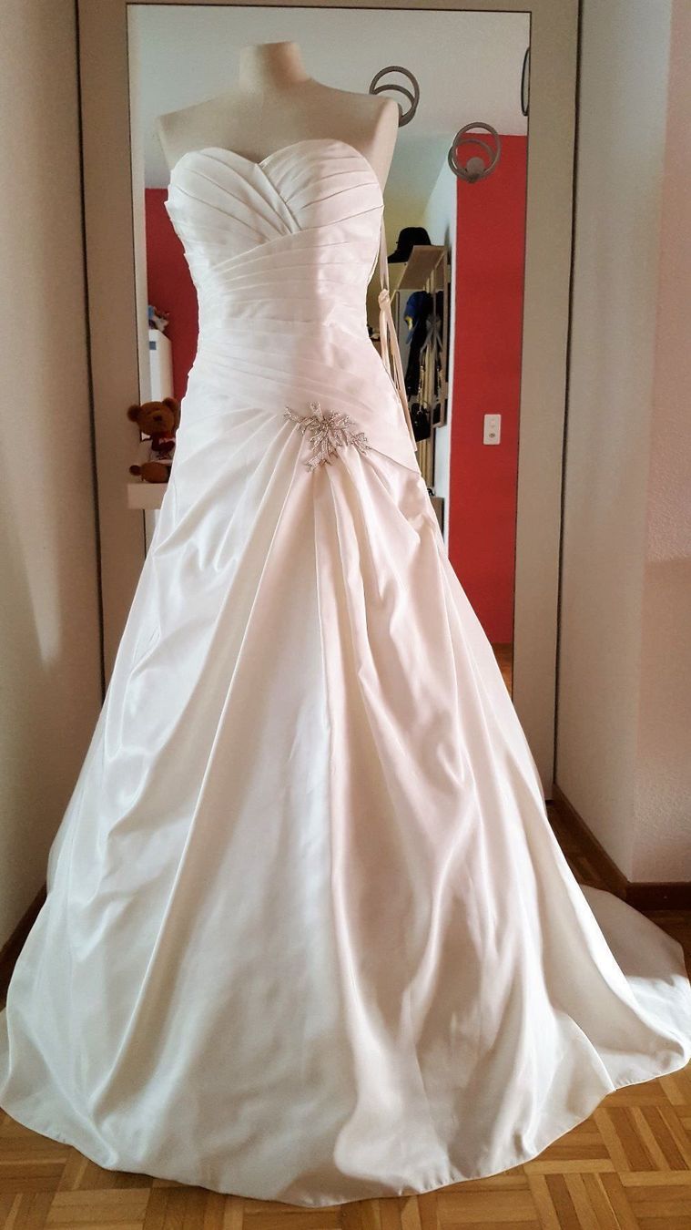 Vestiti: Brautkleid Amèlie, Gr. 38 AUSVERKAUF!!! – Nuovo e nell'imballaggio originale da turbenthal venduto da lory300zx