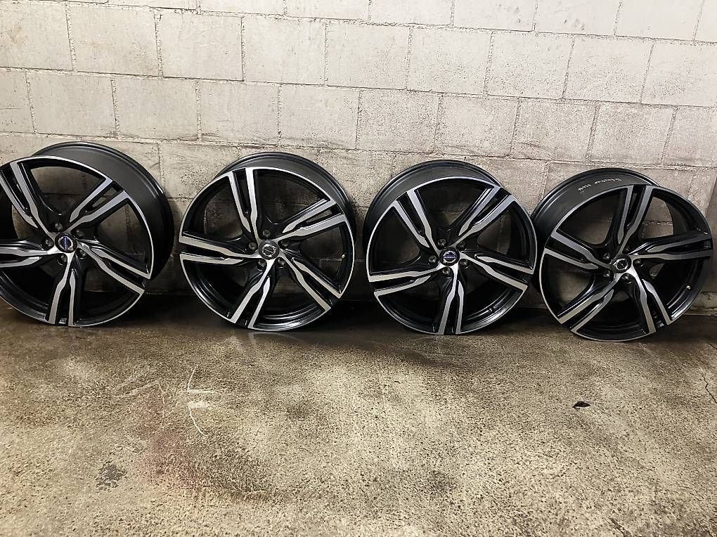 Jantes: Volvo R Design 20" Felgen – D'occasion à Reinach BL par pko_2wgr 1