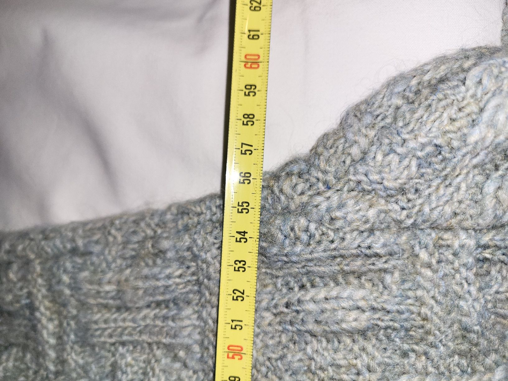 Benetton Pullover & Sweatshirts: BENETTON - Laine Épaisse, Pull d'hiver Chaud, Taille M – Gebraucht aus Haute-Nendaz von DetoutDerien 4