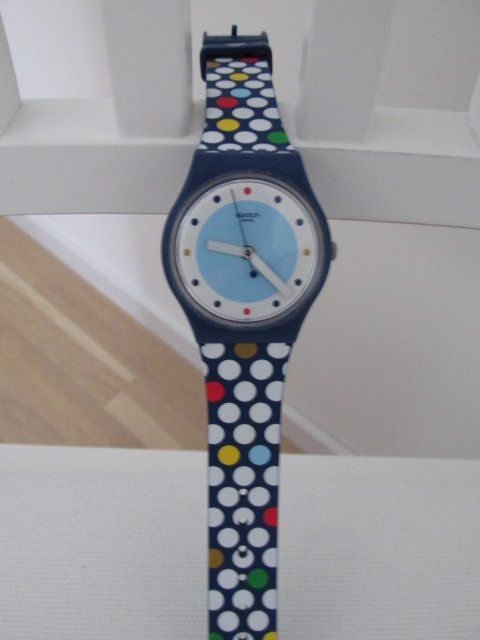 Swatch Orologi: Swatch Uhr, wunderschön, topmodern, neu – Nuovo (secondo la descrizione) da Rudolfstetten venduto da Foxj 2