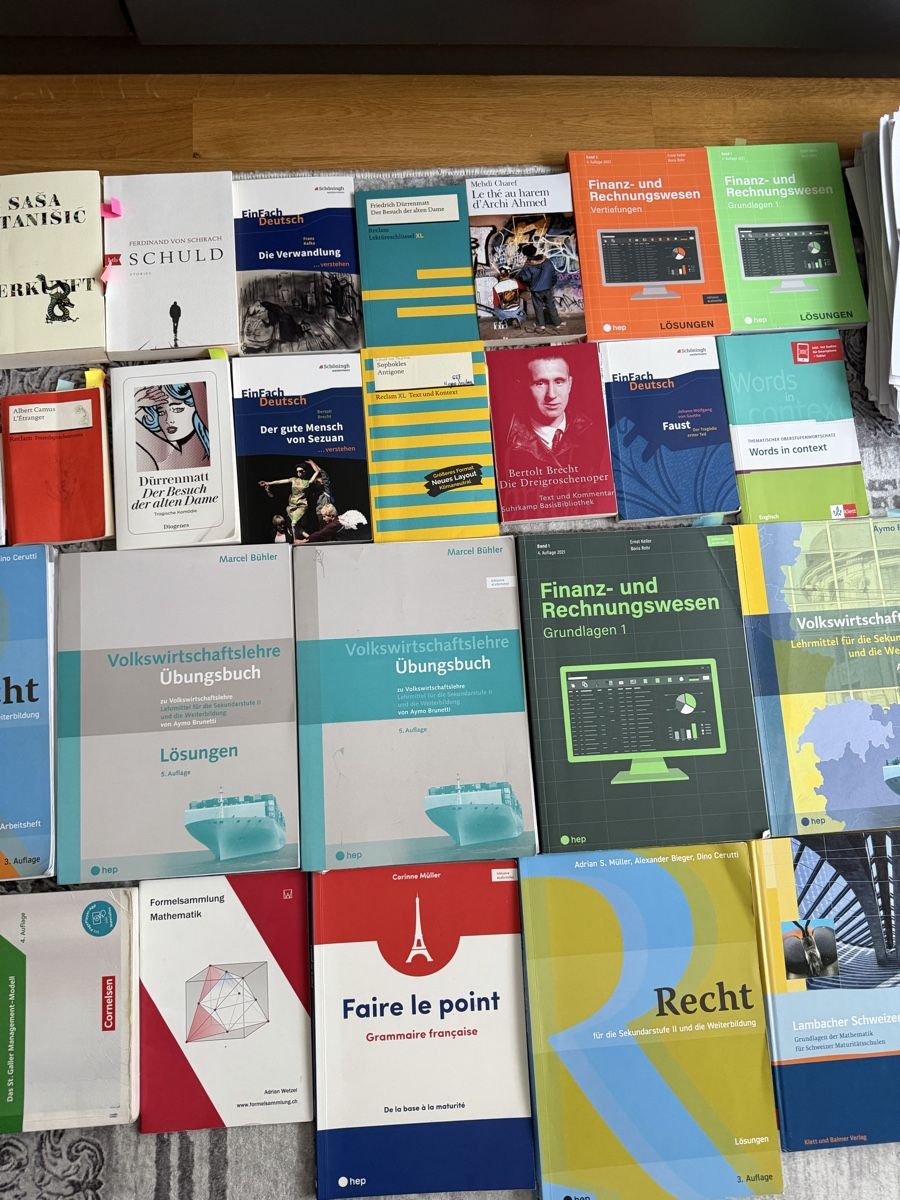 Livres: Bücherverkauf – D'occasion à Basel par mer_w72m 3