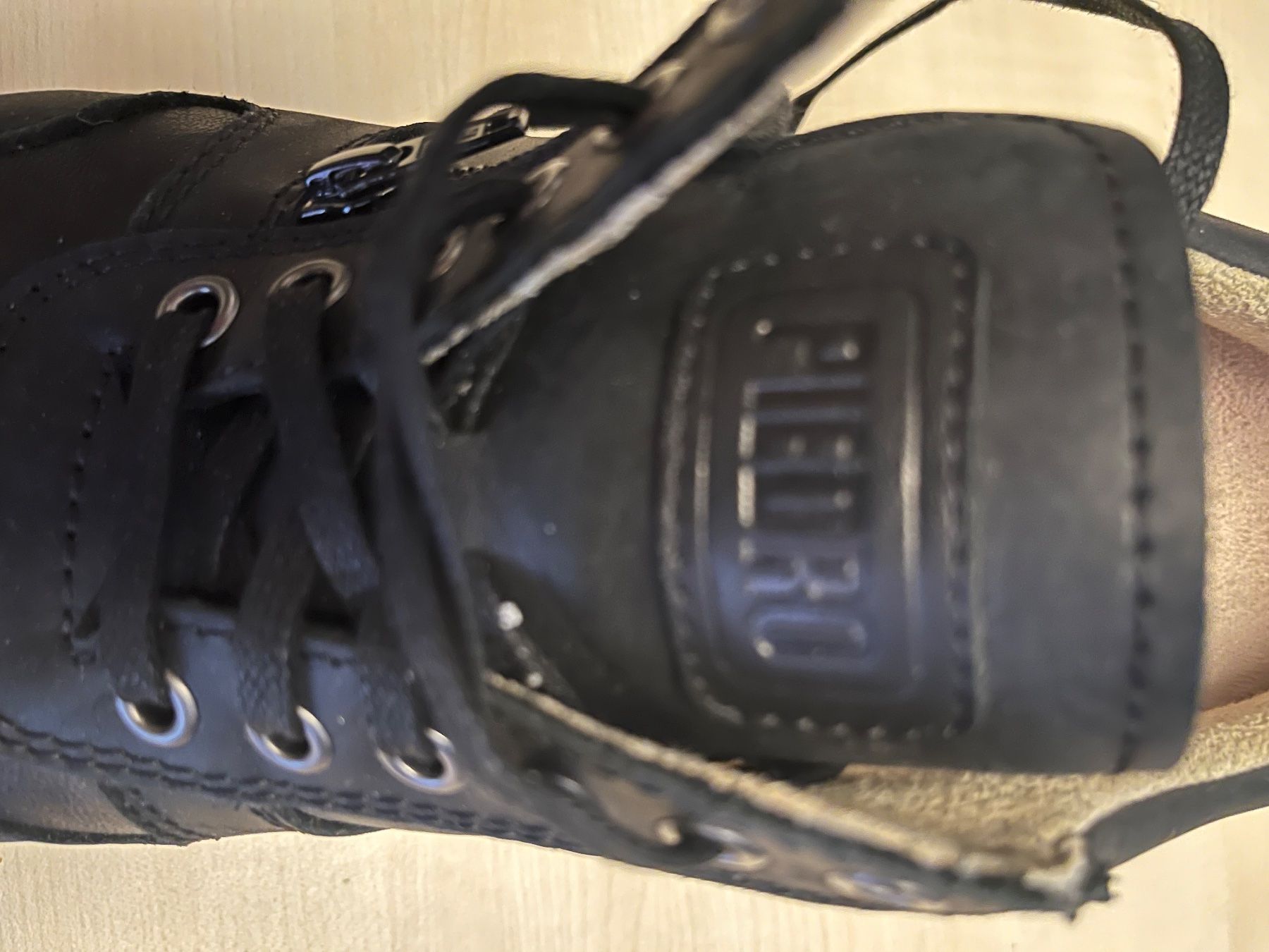 Scarpe da uomo: Herren Sneaker schwarz Grösse 43 mit Reissverschluss – Nuovo e nell'imballaggio originale da Boll venduto da pet_p87r 4