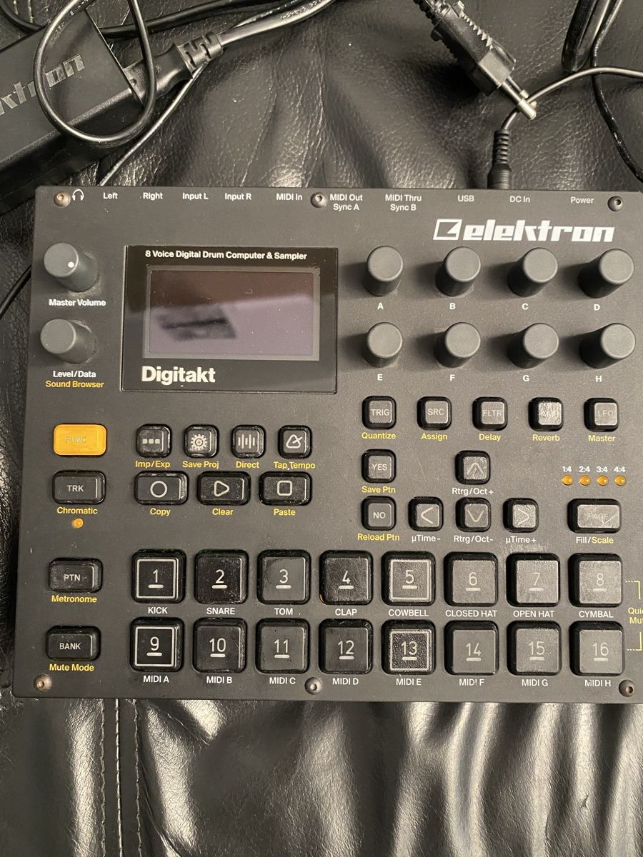 Elektron Strumenti musicali: Elektron Digitakt Drummachine Sequencer – Usato da Frauenfeld venduto da lor_6k67 2