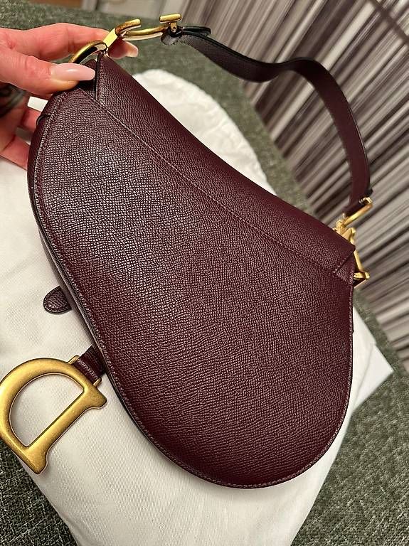 Borse da donna: Dior Saddle Bag medium, neuwertig.  – Usato da Dübendorf venduto da lilasonderbar 2