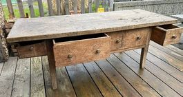 Antiker Rustikaler Holztisch