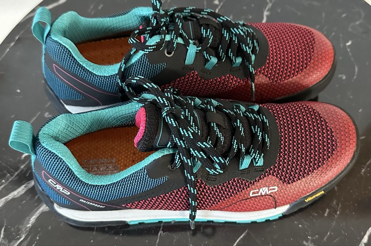 CMP Scarpe da donna: CMP Wanderschuhe Gr.41,sehr guter Zustand – Usato da Mauensee venduto da Braut-kleid