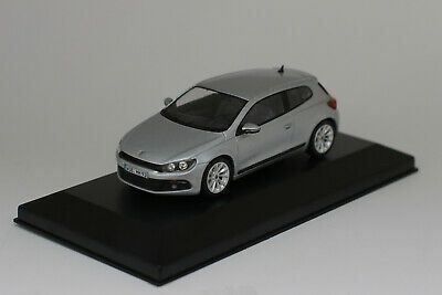 Volkswagen Modellini d'auto: VW Scirocco III im Massstab 1:43 – Nuovo e nell'imballaggio originale da Erlenbach im Simmental venduto da Model_box 4