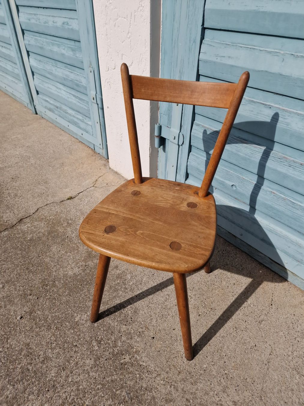 Chaises: Alter Beizenstuhl – D'occasion à Hallau par CHACLA