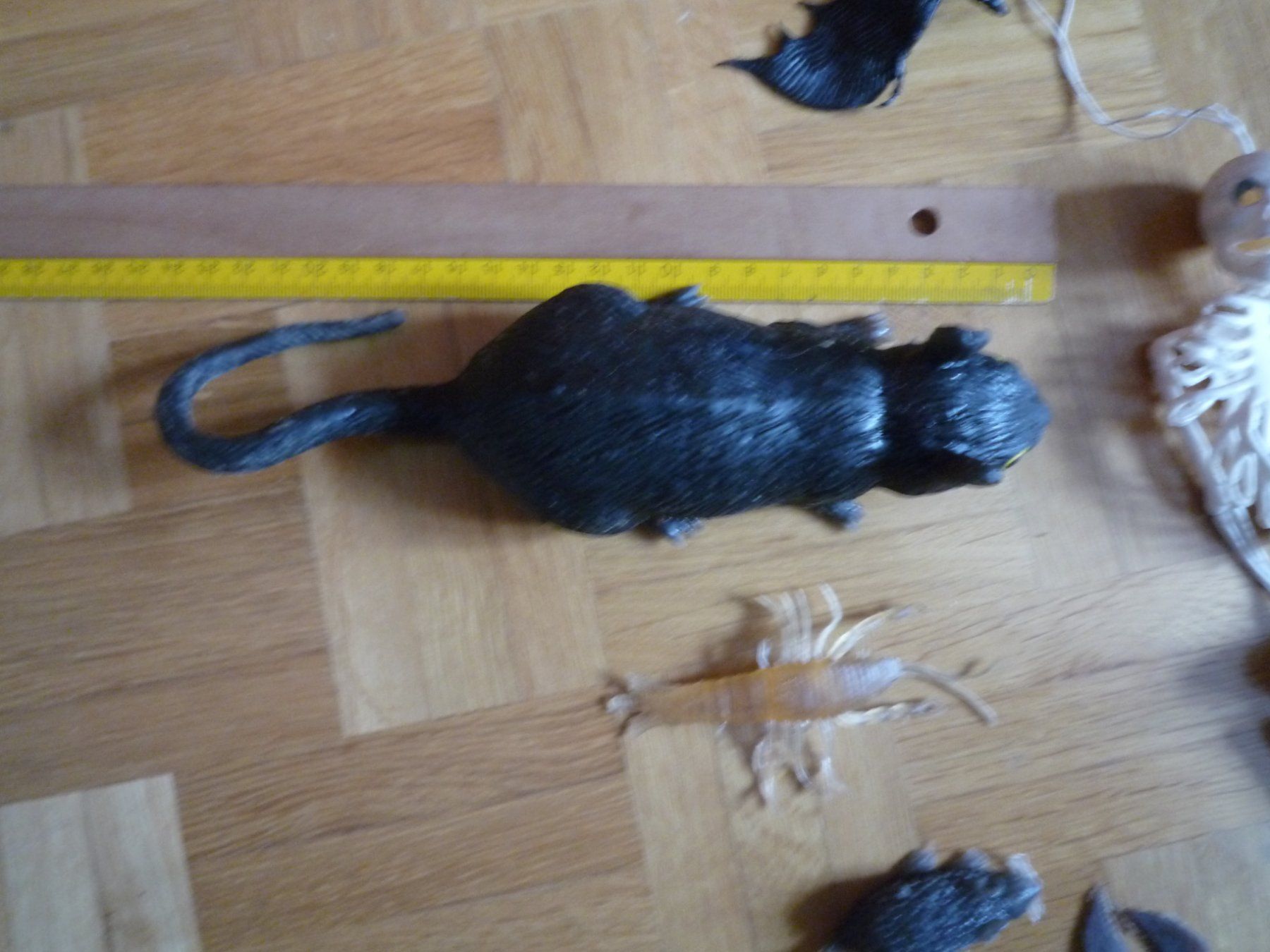Giocattoli: Verschiedene Gummi Tiere – Usato da Rafz venduto da Sonnenblume305 3