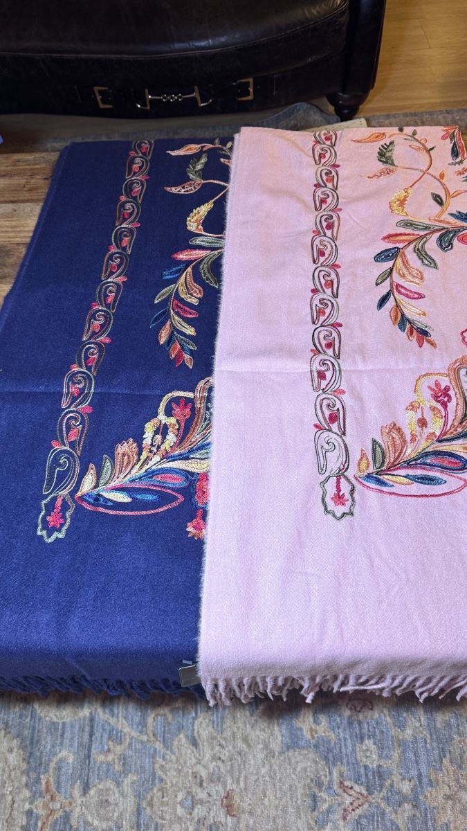 Foulards & écharpes: Schal – Neuf avec emballage d'origine à Olten par Saayis 1