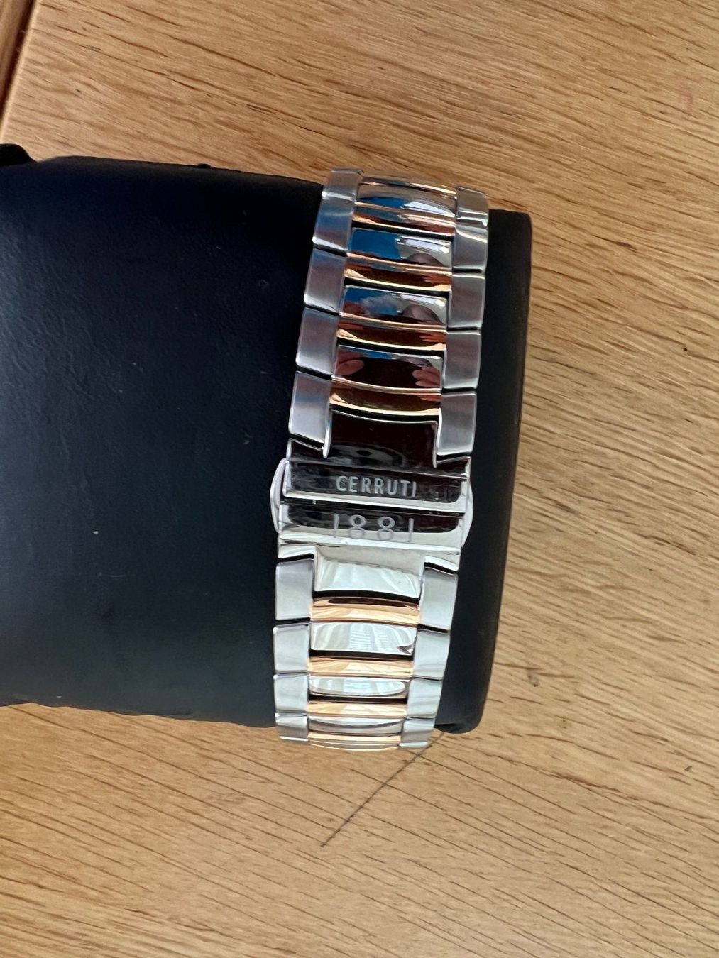 Uhren: MONTRE  quartz CERRUTI 1881 – Gebraucht aus Vevey von tono62 4