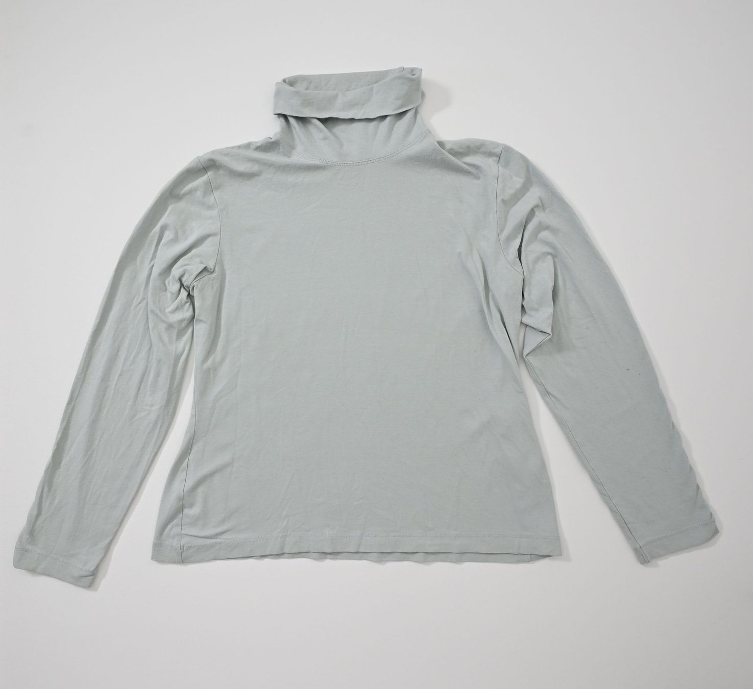Maglioni & Felpe: Bianca Rollkragenpullover, Gr. 40, hellblau – Usato da Dürnten venduto da pema28 5