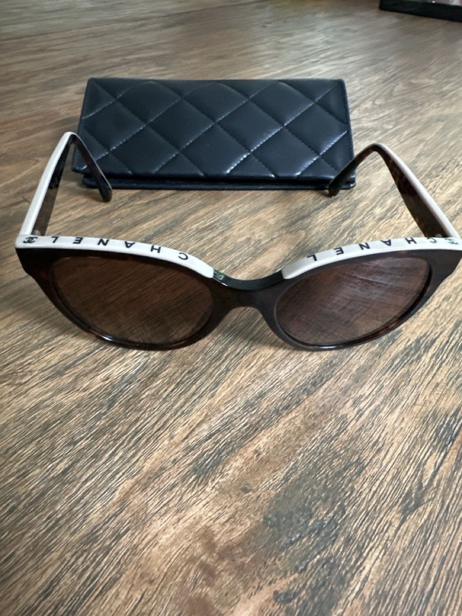 Chanel Occhiali & Lenti: Chanel Sonnenbrille Damen mit Etui – Usato da Zürich venduto da shoppingmandy 5