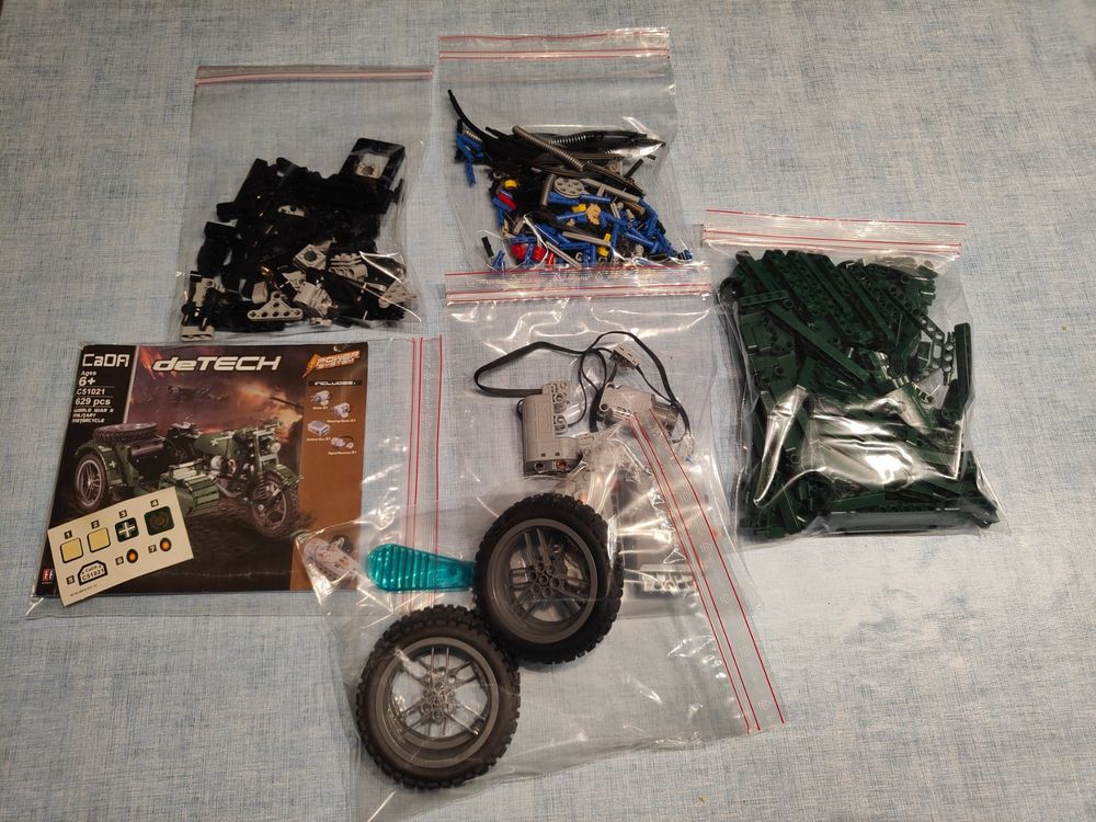 Technic Motorrad Bausatz 579 Teile - Detailgetreues 1:8 Modell