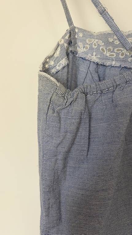 Tops: Sommeroberteil blau mit Lockstickerei – D'occasion à Neuheim par Vinn 2