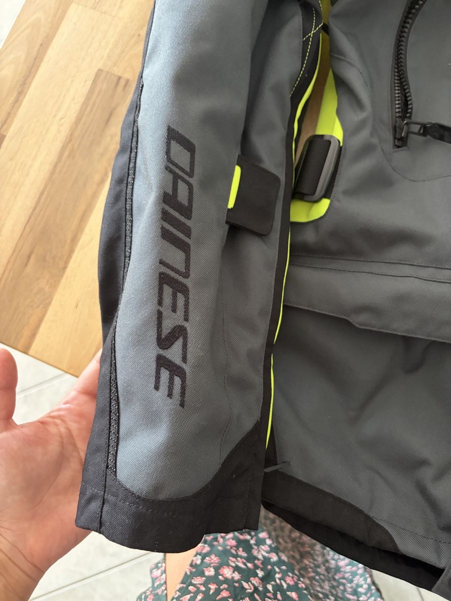 Dainese Giacche: Giacca moto Daynese donna – Nuovo (secondo la descrizione) da Gravesano venduto da mer_xc6b 4