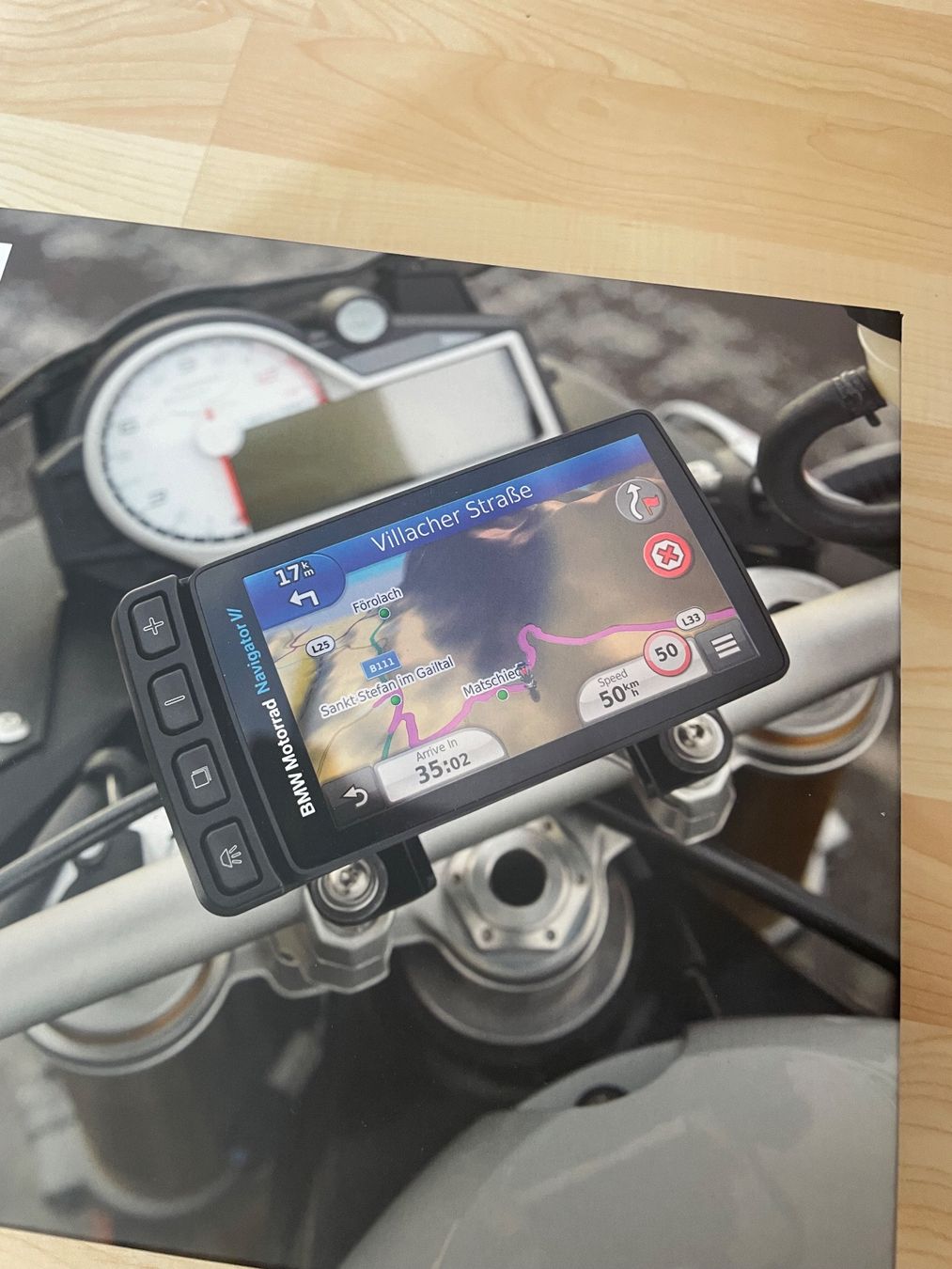 Garmin Navigatori: BMW Motorrad Navigator VI – Usato da Balgach venduto da Mize78 6