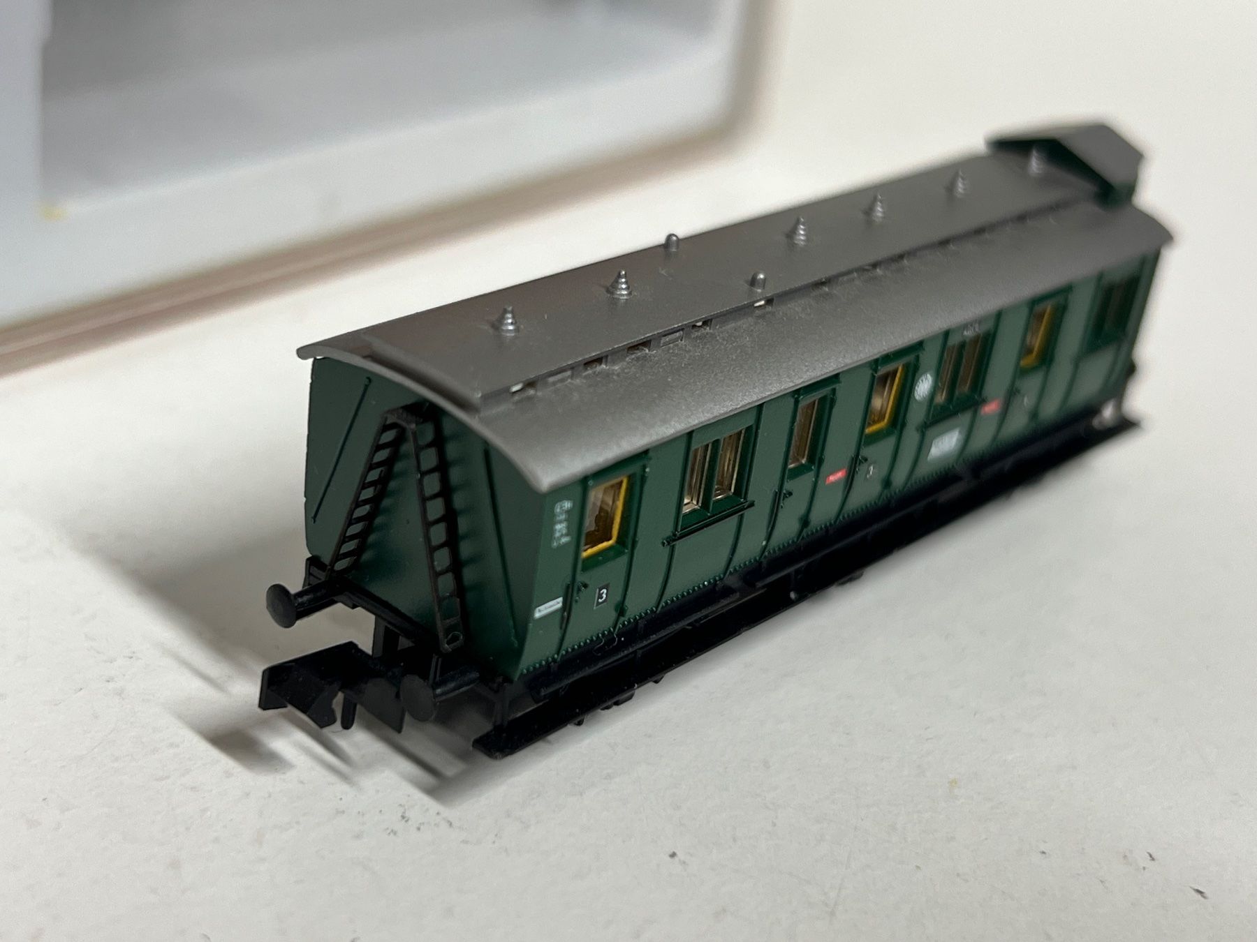 Arnold Modelleisenbahnen: Spur N Arnold Deutsche Reichsbahn 3.Klasse – Gebraucht aus Geroldswil von TopTrain54 3