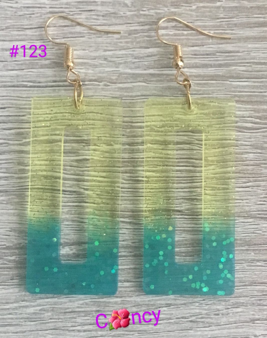 Orecchini pendenti & Orecchini a lobo: Boucle d’oreille – Nuovo e nell'imballaggio originale da Genève venduto da mir_qfr5