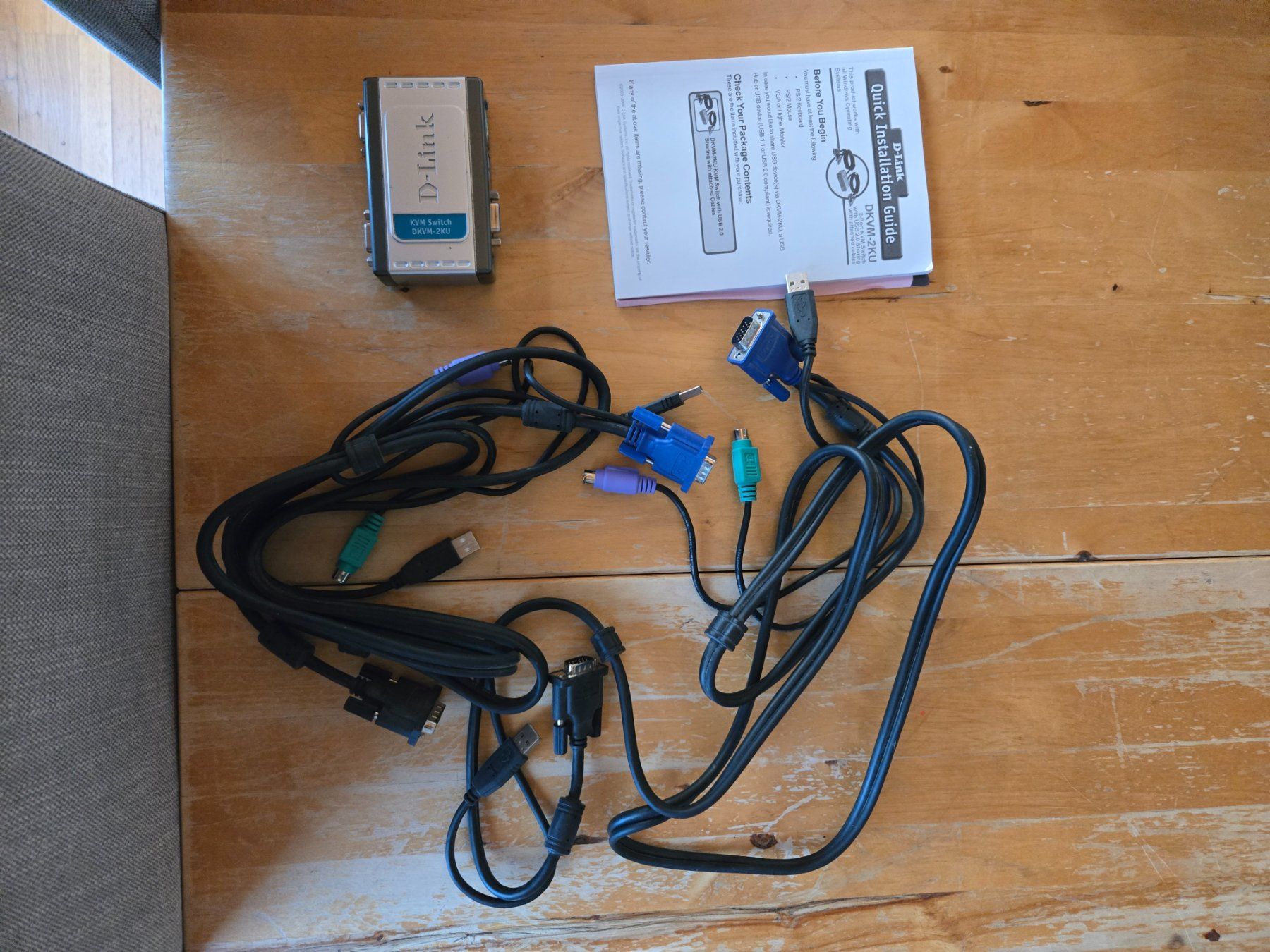 PC: D-Link DKVM-2KU 2-Port KVM Switch inkl. 2x Kabel – Usato da Ittigen venduto da Mrdoubleg 1