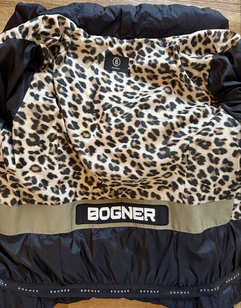 Bogner Giacche: Bogner Down Jacket with Fur Hood, Size Medium-40 black – Nuovo (secondo la descrizione) da Kilchberg ZH venduto da JennyBee88 3