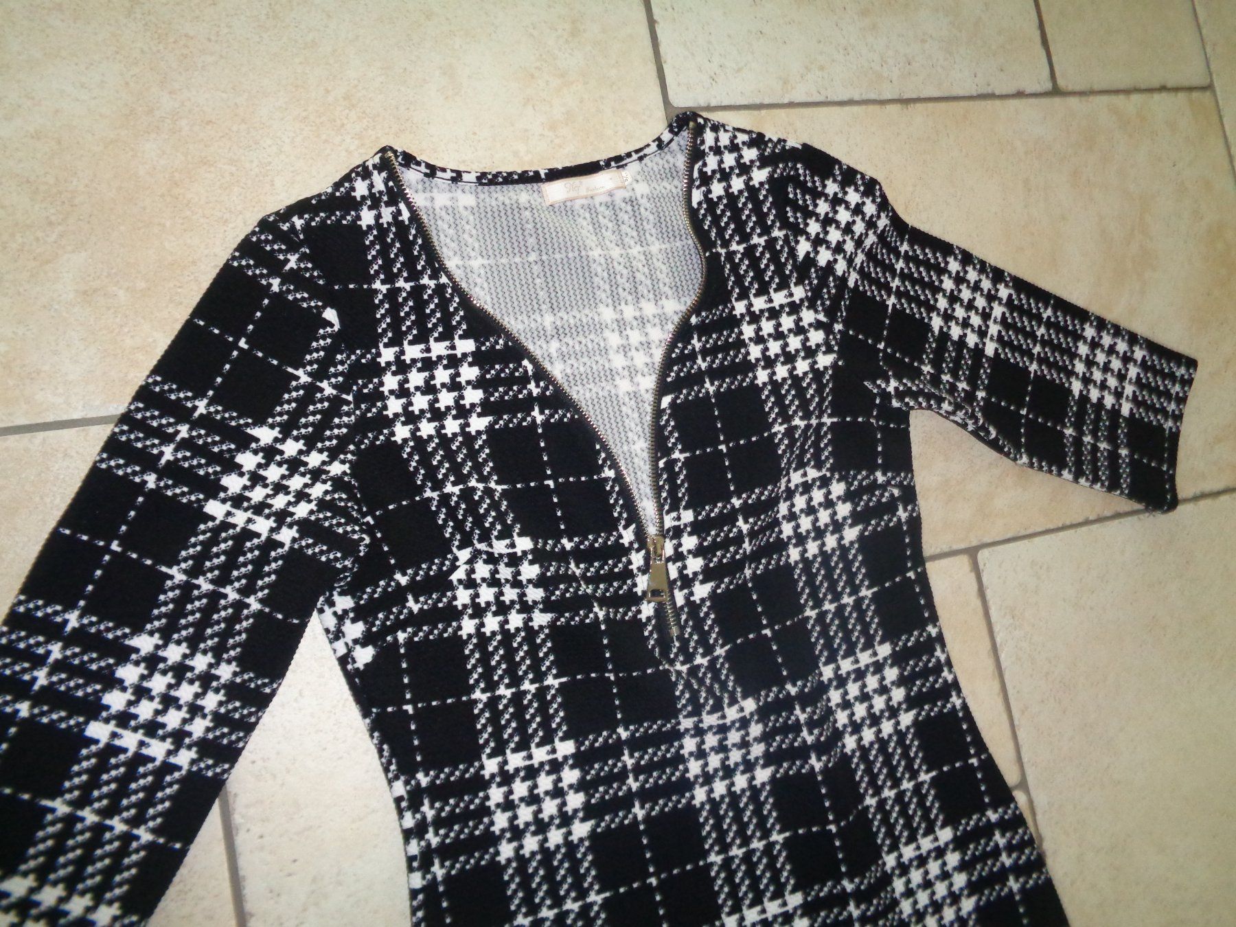 Robes: Kleid  Grösse S – D'occasion à Kreuzlingen par Robi-2003 1