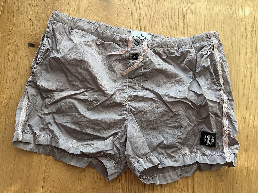 Stone Island Pantaloni: Stone Island Badehose XL neu – Usato da Maienfeld venduto da sf219