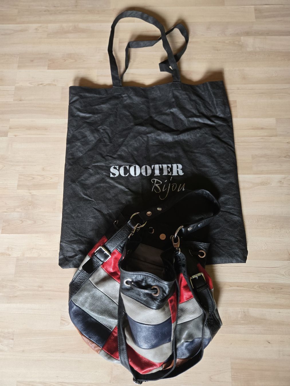 Borse da donna: grand sac en cuir – Usato da Montet (Broye) venduto da CandiceD 8