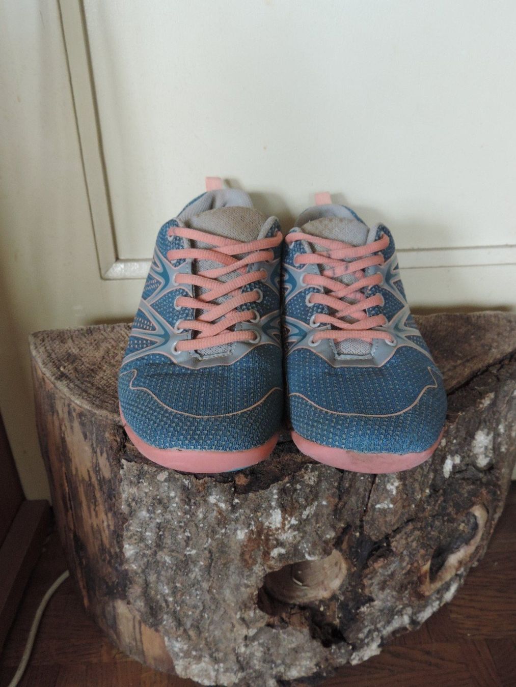Scarpe da donna: basket Crâne légères bleu turquoise – Usato da Genève venduto da Axelle333 1