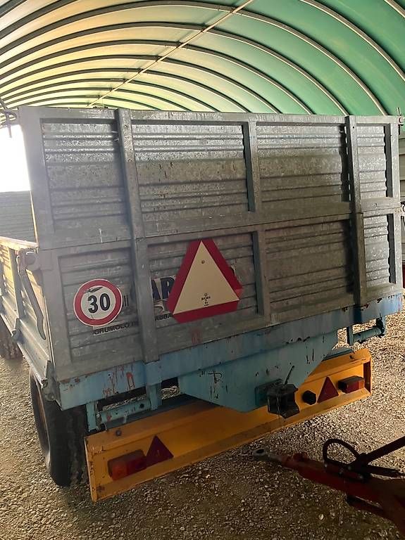 Rimorchi: 2 Chars bon état à vendre – Usato da Apples venduto da Etiennebd 2