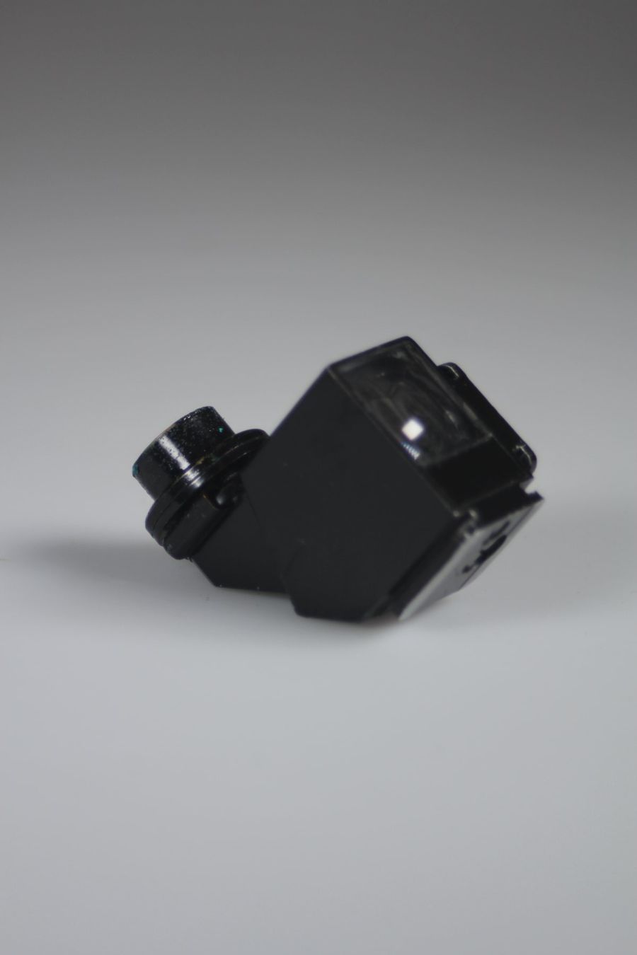 Leica Obiettivi: Leica Winkelsucher mit Lederetui Leitz Wetzlar – Usato da Basel venduto da IRMAundFRED