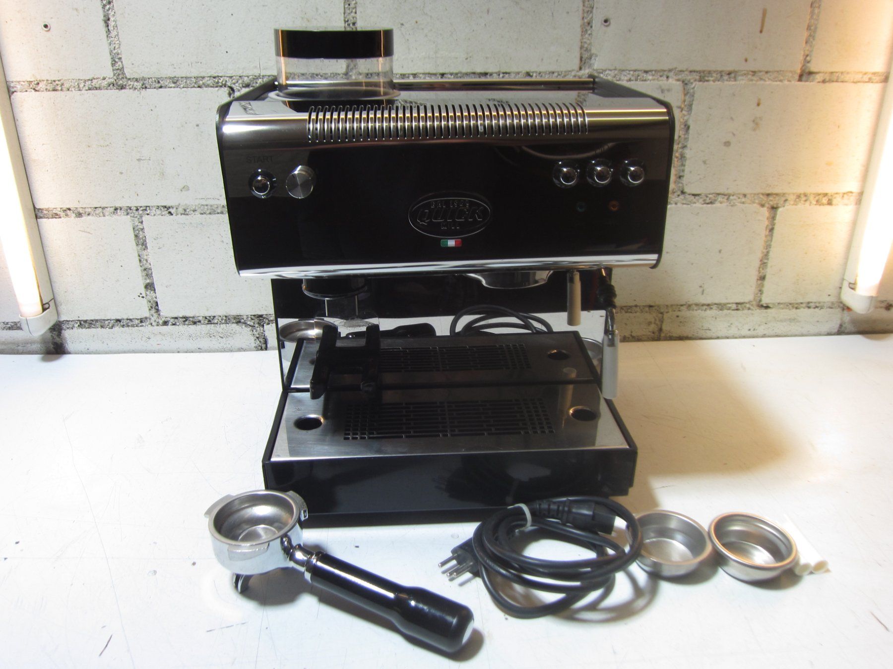 Quick Mill Kaffeemaschinen & Espressomaschinen: Quickmill 02835 – Gebraucht aus Kilchberg ZH von Cuculus1