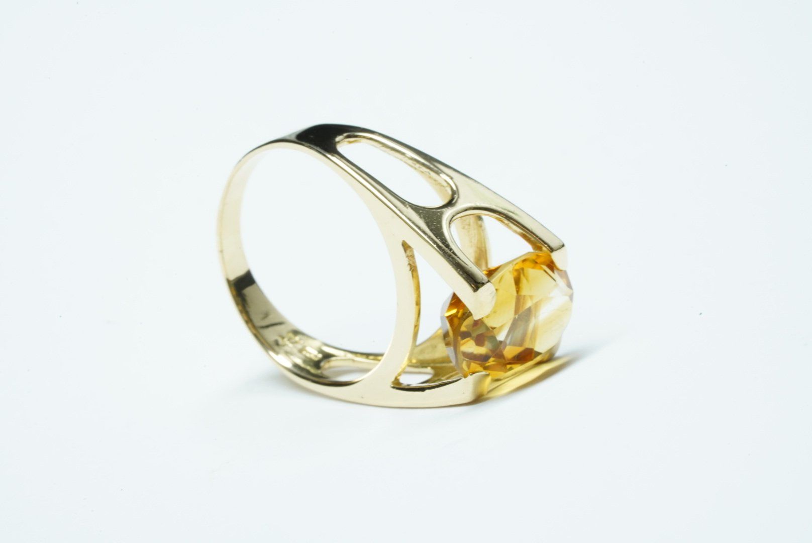 Anelli: Fingerring 18k Gelbgold mit Citrin – Usato da Bülach venduto da Re-Jewelled 3