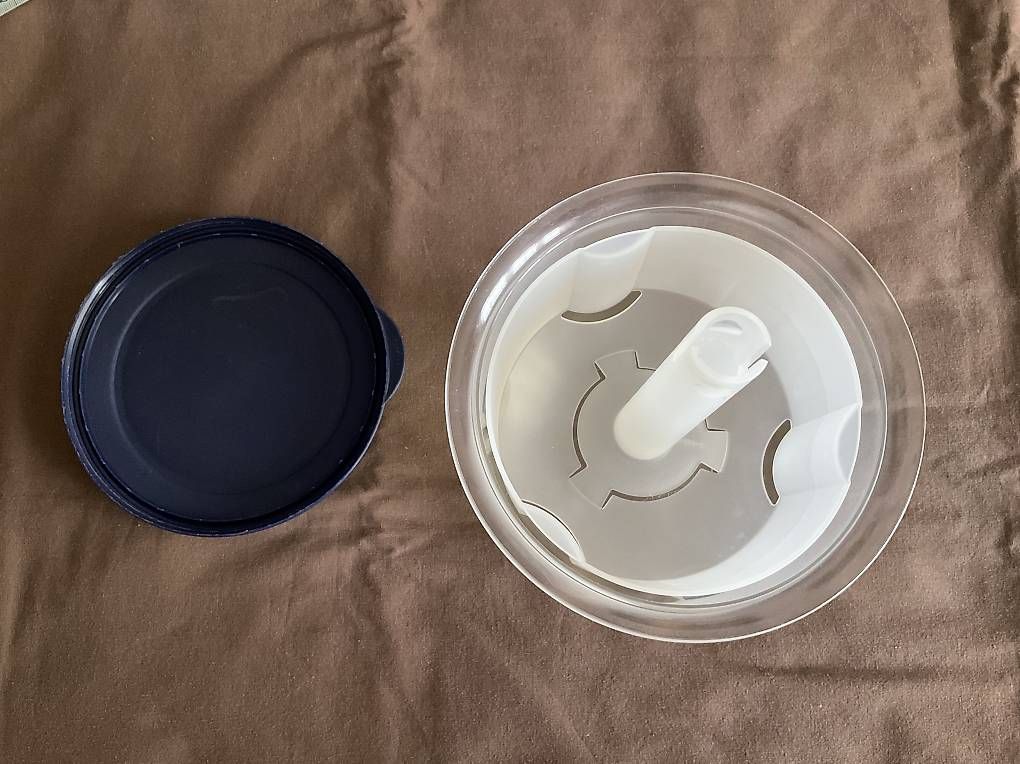 Tupperware Contenitori & Simili: Gurkenbehälter, Gross, Tupperware Clarissa, H16xDM 14.5 – Usato da Regensdorf venduto da Polo101 3