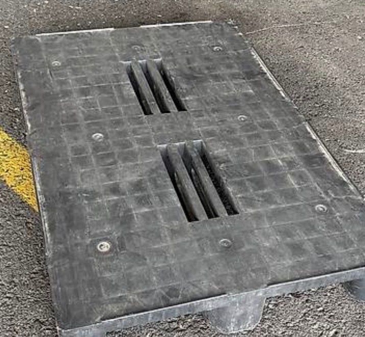 Pallets: 20 Stück Kunststoff Paletten – Usato da Schafisheim venduto da 555550 2