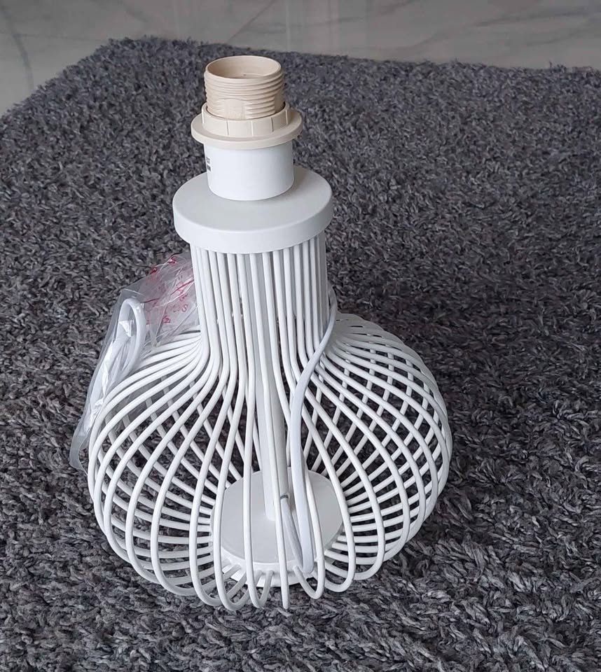 Lampes: Lampensockel NEU – Neuf avec emballage d'origine à Aarburg par Glitzerschein 1