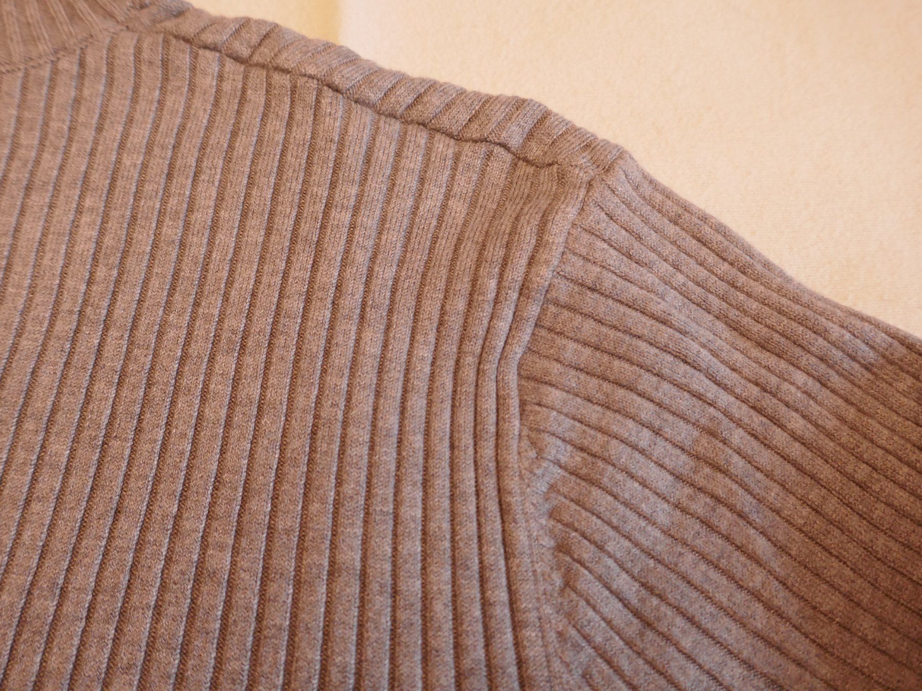 C&A Maglioni & Felpe: Neuwertig !!  Rollkragenpulli in Rippstrick -  mittelgrau – Nuovo (secondo la descrizione) da Volketswil venduto da Cobra22 3