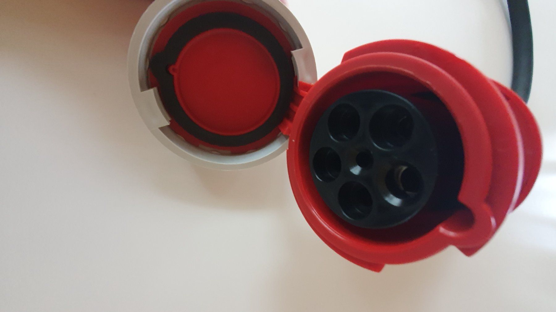 Cavi: Übergangskabel CEE32  -  CEE63, 6mm2 – Usato da Niederbipp venduto da Flix03 4