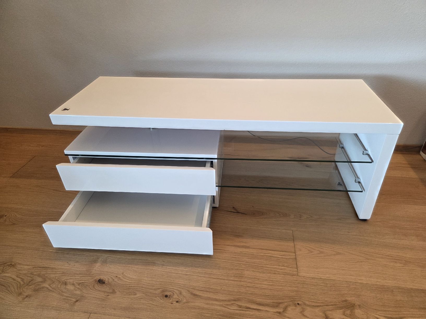 TV Möbel: TV Möbel gebraucht, guter Zustand – Gebraucht aus Bellmund von chma10 1