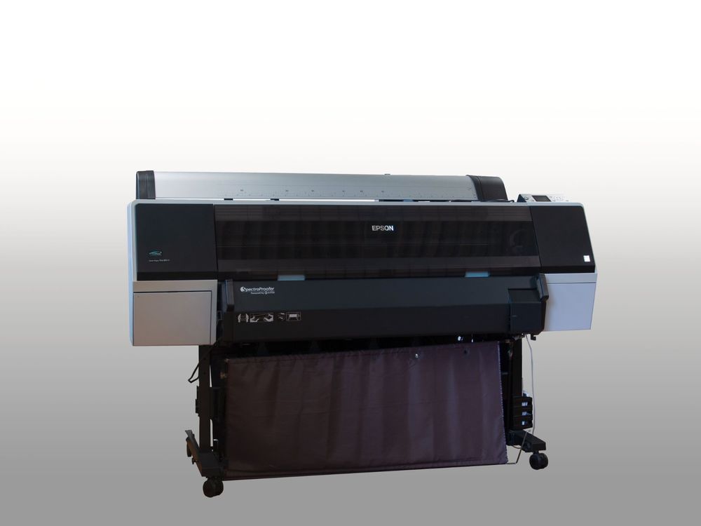 Plotter Epson Stylus Pro 9900 inkl. Patrone und Wartungstank (Defekt ...