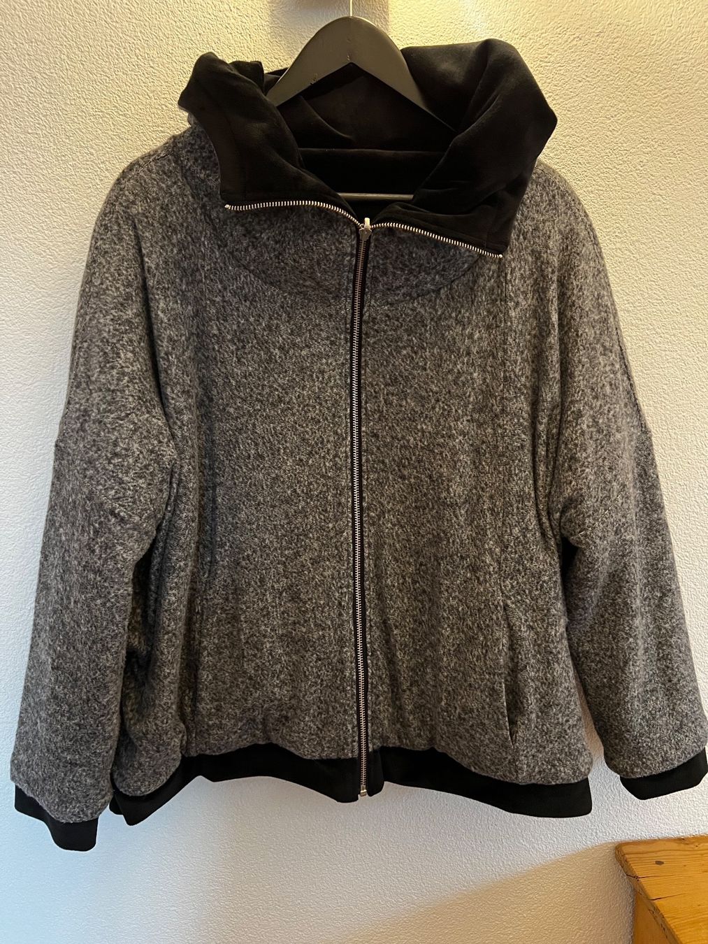 Kooples Giacche: The Kooples Jacke – Nuovo (secondo la descrizione) da Kloten venduto da pae_wq5j