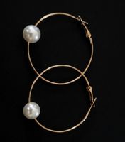 NEUE Elegante Creolen mit Perlen - Goldfarben, neuwertig