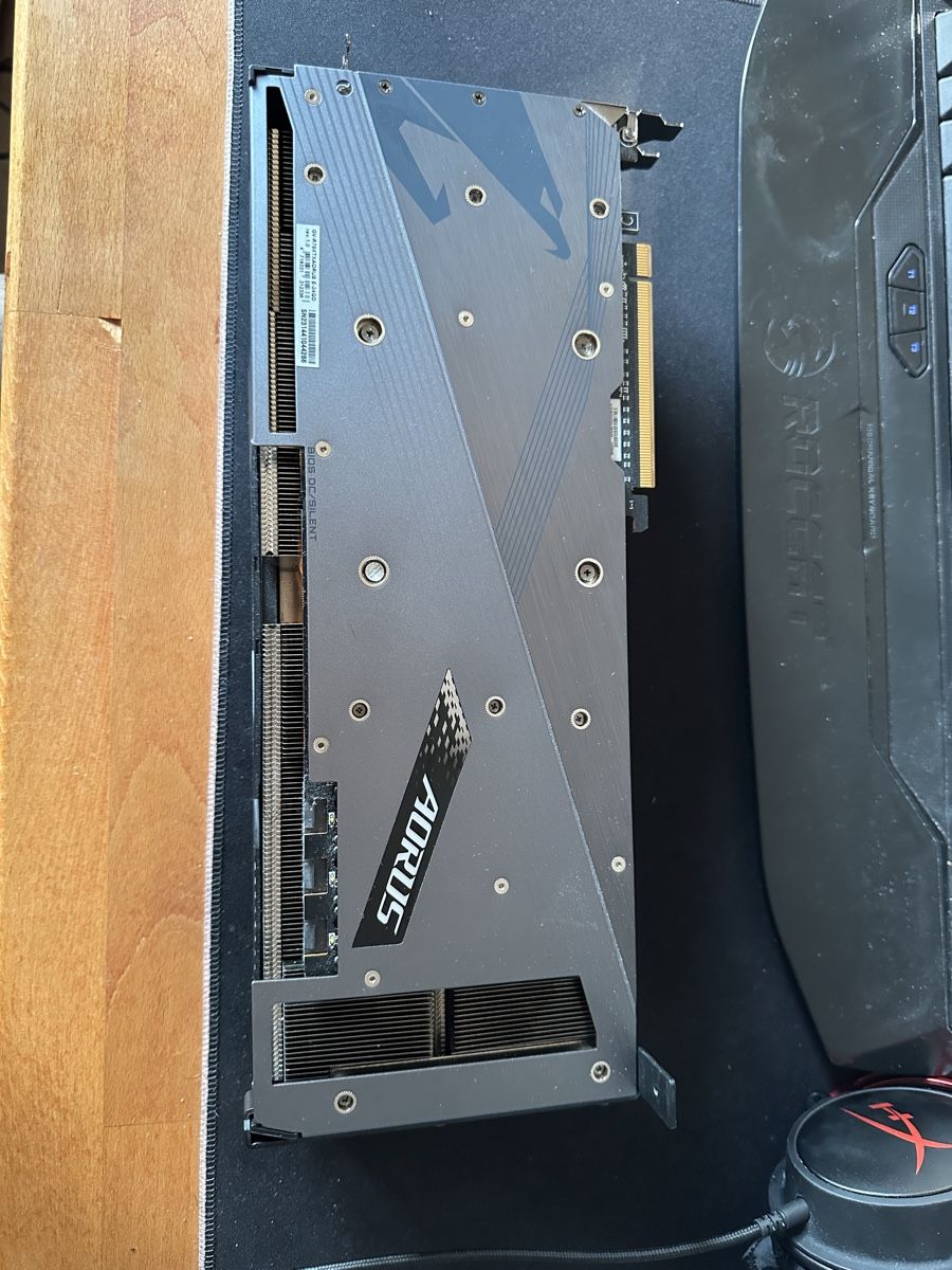 Gigabyte Grafikkarten: Gigabyte Radeon RX7900XTX Aorus Elite – Gebraucht aus Linden von cdv_2qwk 1