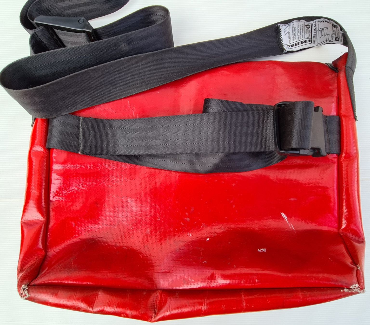 Freitag Borse: Freitag Tasche Rot Serie G5.1 – Usato da Münchenstein venduto da vitalfit 8