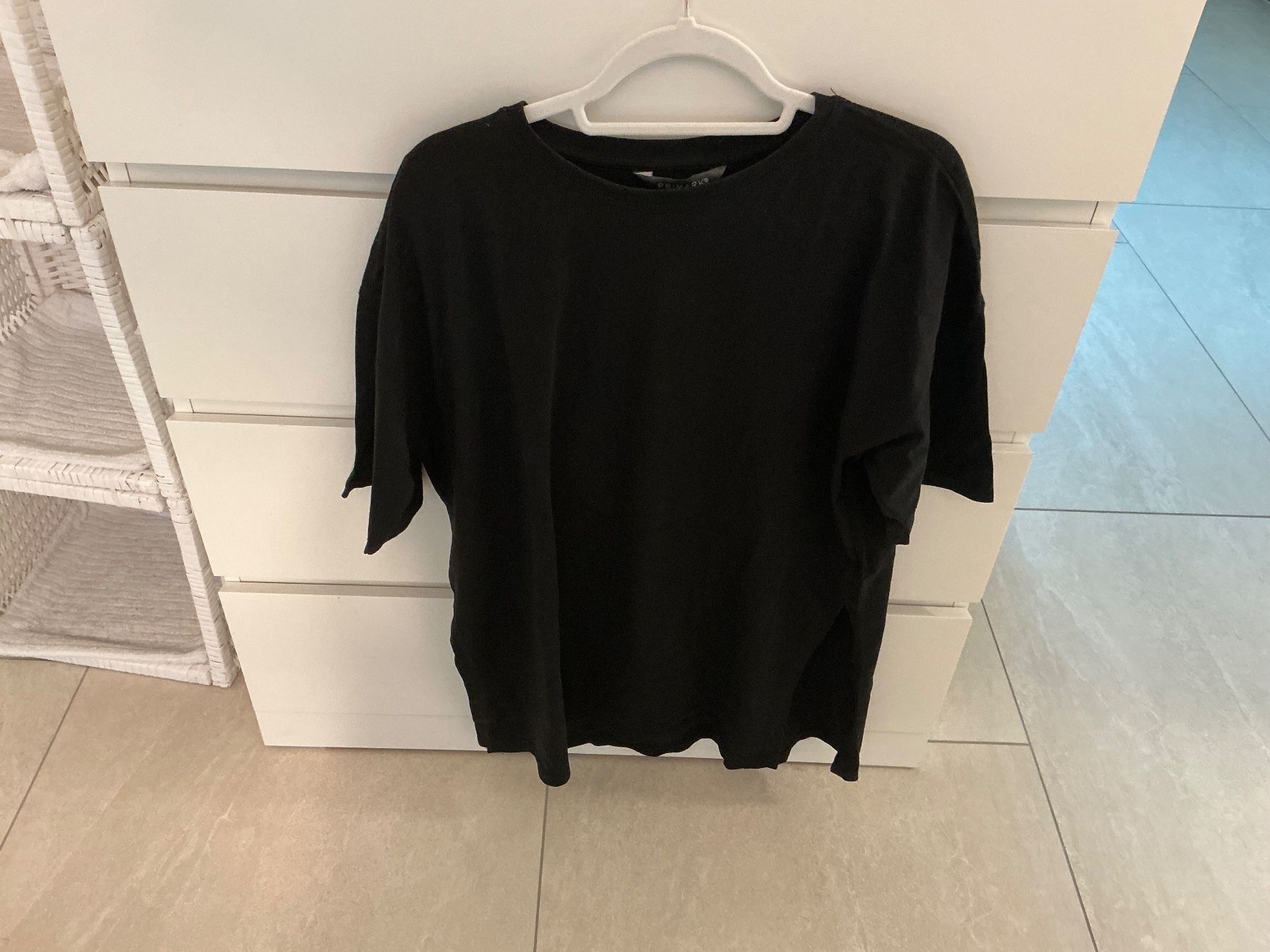 T-shirt: Schwarzes T-Shirt , Grösse M – Usato da Würenlos venduto da Tina48 1