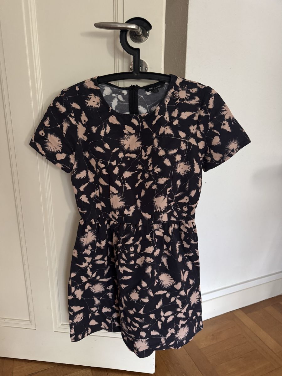 Tara Jarmon Vestiti: Robe Intemporelle Tara Jarmon T38 – Nuovo (secondo la descrizione) da Geneve venduto da nad_26qm