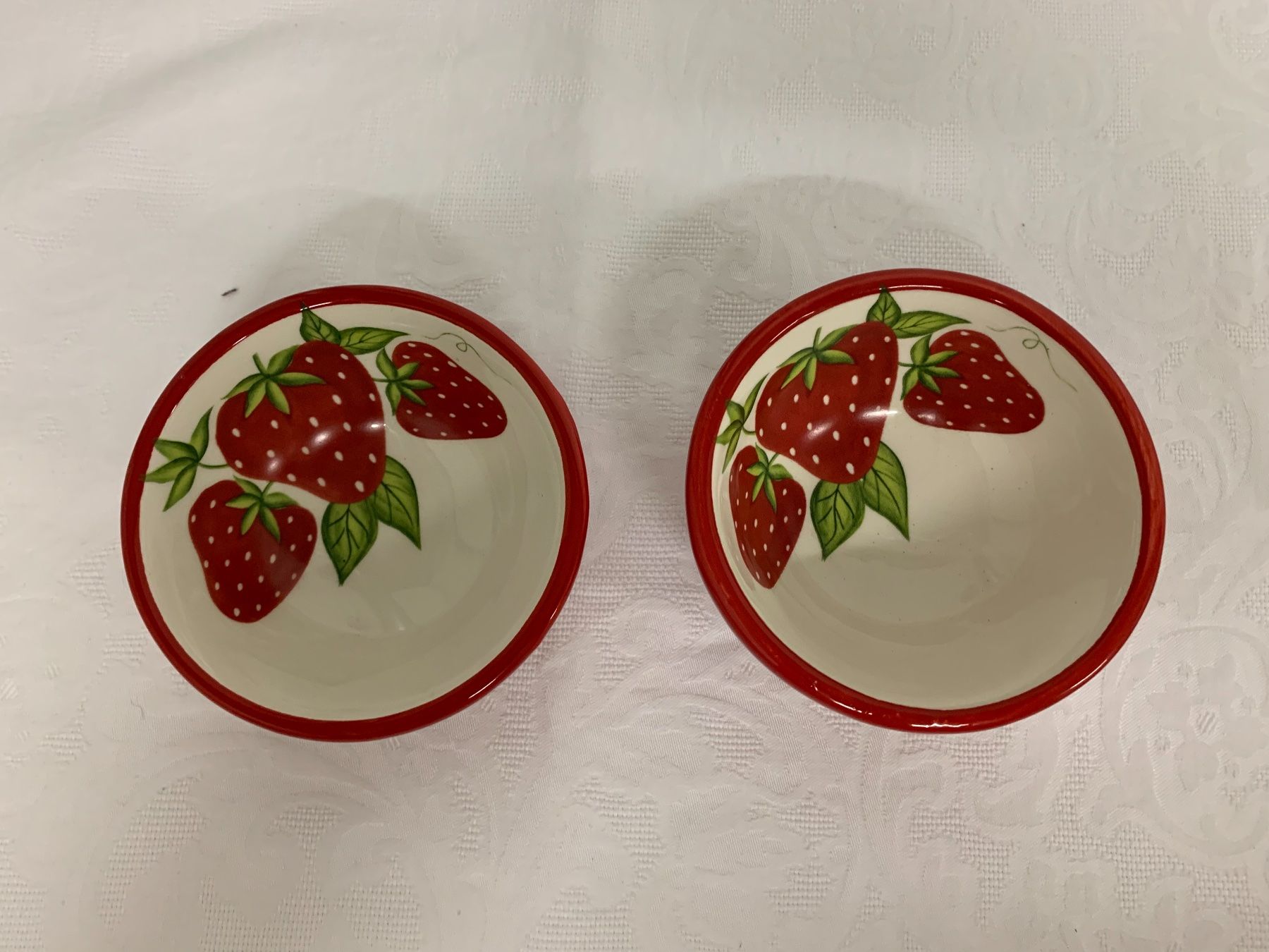 Set di piatti: 2er Set Schälchen mit Erdbeeren – Usato da Adliswil venduto da ninotschka7 1